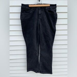 Maurice’s mid rise jeans 14 short